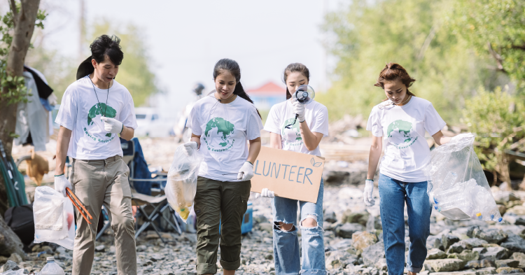 The Altruistic Tourist: Putting Your Vacation to Good Use